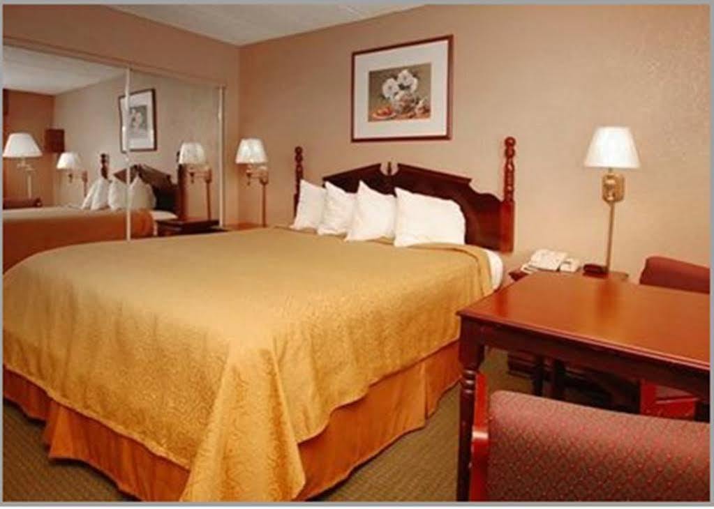 Red Roof Inn Mobile North - Saraland Buitenkant foto